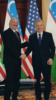 Prezident Shavkat Mirziyoyev AQSH savdo vaziri Xovard Latnik bilan uchrashuv o‘tkazdi.