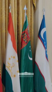Davlatimiz rahbari Markaziy Osiyo va AQSH sammitida ishtirok etdi.