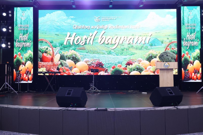 Ayni daqiqalarda poytaxtimizdagi "Osiyo grand" bazimgohida "Qishloq xoʻjaligi xodimlari kuni" munosabati bilan "Hosil bayrami" tadbiri boshlanmoqda.