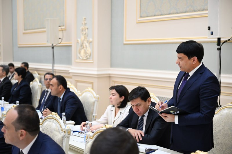 O‘tgan yilda Kasbiy ta’lim agentligi tashkil qilinib, har bir hududda hokimlar boshchiligida Kasbiy ta’lim kengashlari ish boshladi.