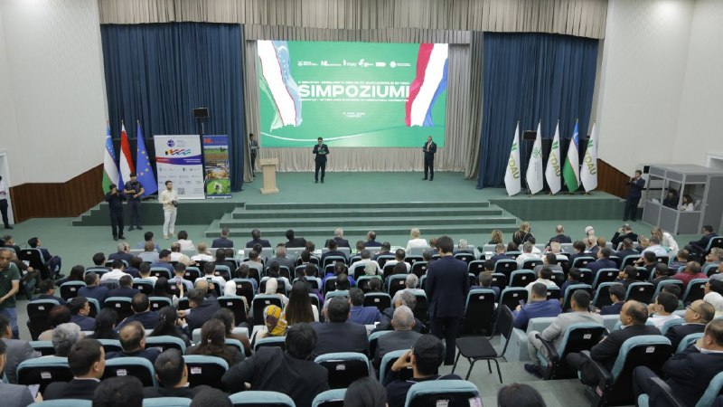Ayni damda Toshkent davlat agrar universitetida O‘zbekiston va Niderlandiya o‘rtasida qishloq xo‘jaligi sohasidagi hamkorlikka bag‘ishlangan xalqaro simpozium o‘z ishini boshladi.