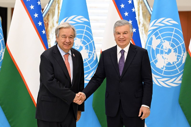 O‘zbekiston Respublikasi Prezidenti Shavkat Mirziyoyev Bishkek shahrida o‘tayotgan ShHT sammiti doirasida BMT Bosh kotibi Antoniu Guterrish bilan uchrashuv o‘tkazdi.