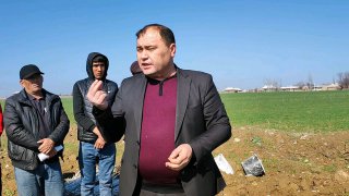 Chiroqchi tumanning Salim Jurayev hududidagi "Paxta-g‘alla" fermer xo‘jaligida g‘alla nihollarini mineral o‘g‘itlar va biosimulyatorlar bilan bargdan oziqlantirish va sug‘orish bo‘yicha ko‘rgazmali…