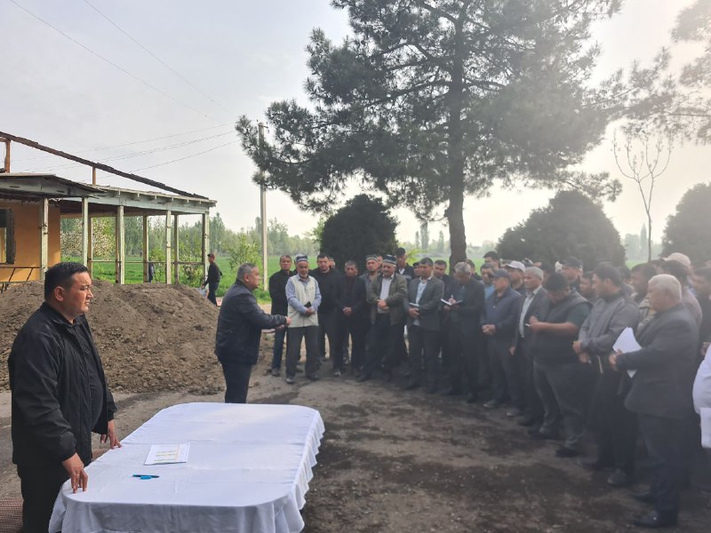 Joriy yilning 30 mart kuni Andijon viloyat Agroxizmatlar markazi hamda Qishloq xo'jaligi boshqarmasi hamkorligida "Chigit ekish yakunlangan maydonlarda dastlabki agrotexnik tadbirlarni o'z vaqtida va…
