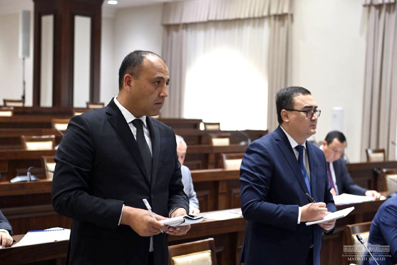 Йиғилишда 2022 йилда Андижон, Жиззах, Наманган, Самарқанд, Фарғона ва Хоразм вилоятларида агрохизматлар марказлари ташкил этилиб, 100 дан ортиқ хизматлар йўлга қўйилиши лозимлиги кўрсатиб ўтилди.…