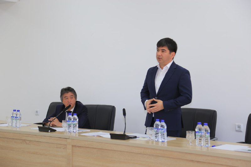 Qishloq xo‘jaligida bilim va innovasiyalar milliy markazida O‘zbekiston Respublikasi Prezidentining 2023-yil 12-apreldagi “Qishloq xo‘jaligi korxonalari dala chetlaridagi yer maydonlarida mahsulot…