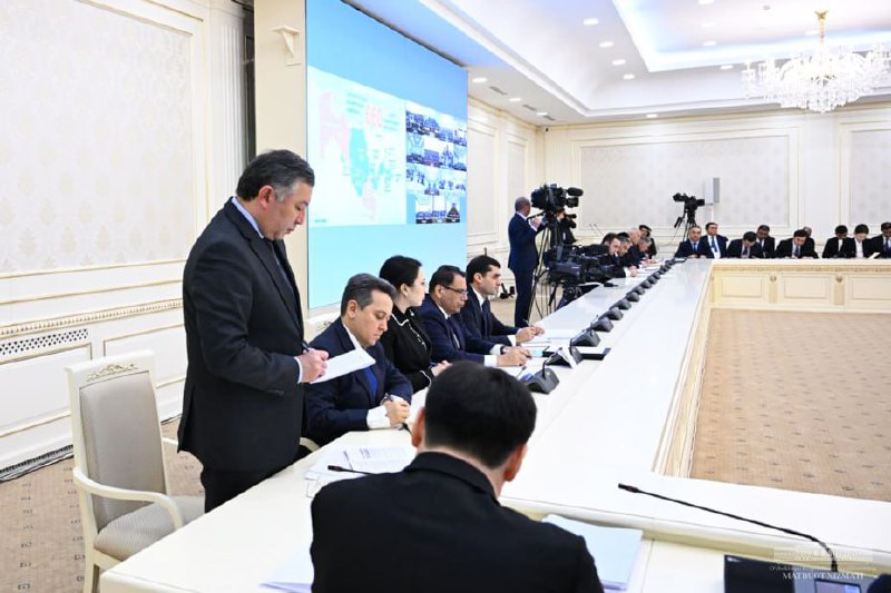 Камбағалликни қисқартириш ва бандлик вазирлигида мономарказларда ногиронлиги бўлганлар таълим олиши учун қулай муҳит ва зарур инфратузилмани яратиб, уларга стипендия тўлаш тартибини жорий қилиш…