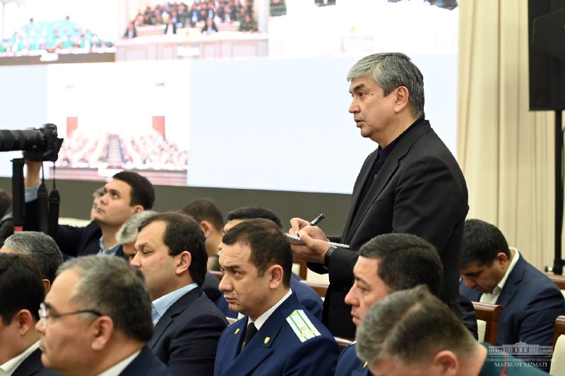 Тумандаги хонадонларнинг ярмида чорва боқилади.