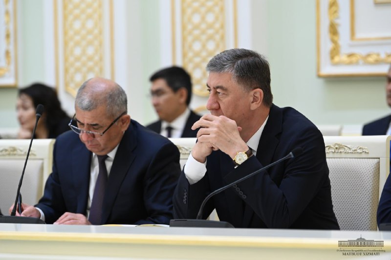 Давлат ҳокимияти ва бошқаруви тизимини ислоҳ қилишдаги муҳим масала – бу жойларда ҳокимлар ва маҳаллий Кенгашлар ваколатини ажратишдир.
