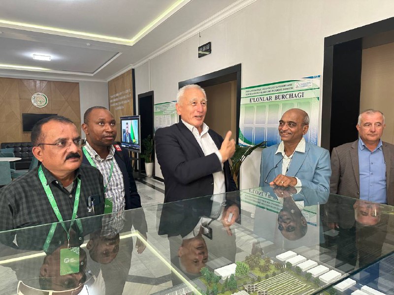 KONFERENSIYA ISHTIROKCHILARI AKIS TIZIMI BILAN TANISHDI
