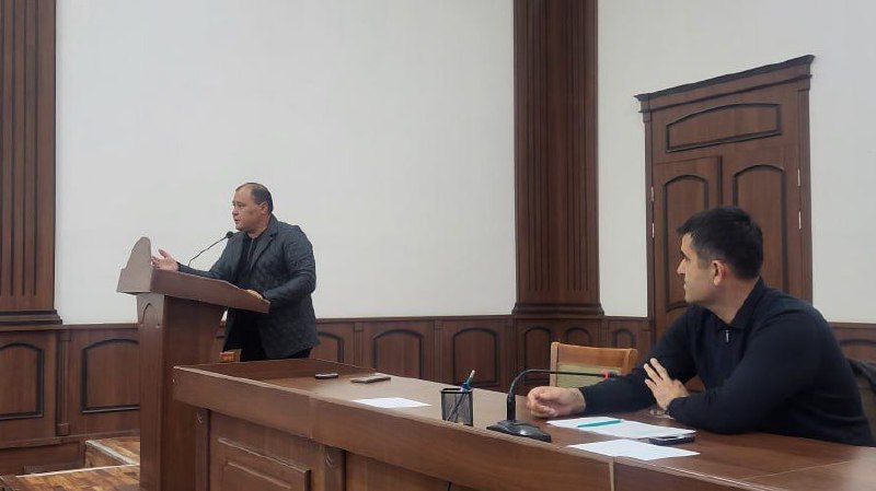 Qashqadaryo viloyati Dehqonobod tumanida Janubiy dehqonchilik ilmiy-tadqiqot instituti olimlari ishtirokida agrar soha vakillari, klaster, fermer va dehqonlar bilan seminar tashkil etildi.