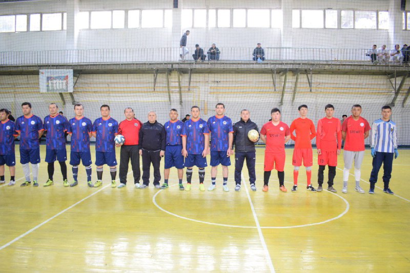 Futbol musobaqasi jarayonlaridan foto lavhalar