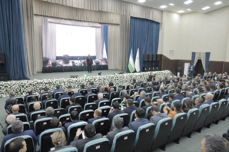 Ayni paytda Toshkent davlat agrar universitetida “O‘zbekiston Respublikasi qishloq xo‘jaligi xodimlari kuni – “Hosil bayrami” hamda "Konstitutsiya kuni" munosabati bilan tashkil etilgan bayram…