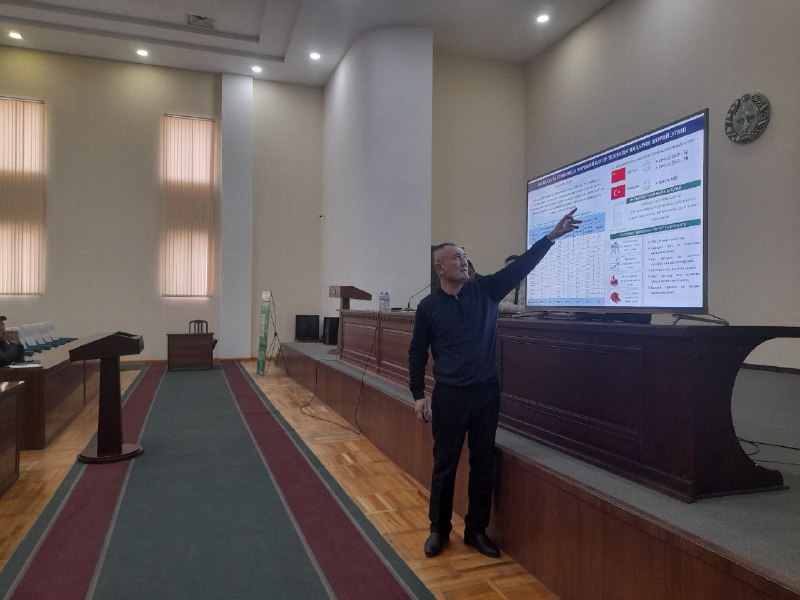Hududlarda xorijiy g'o'za navlarini ekish bo'yicha o'quv seminarlari bo'lib o'tmoqda